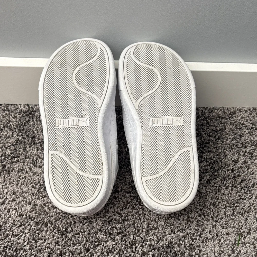 Puma Kids White Double Velcro Sneakers - Picture 3 of 4